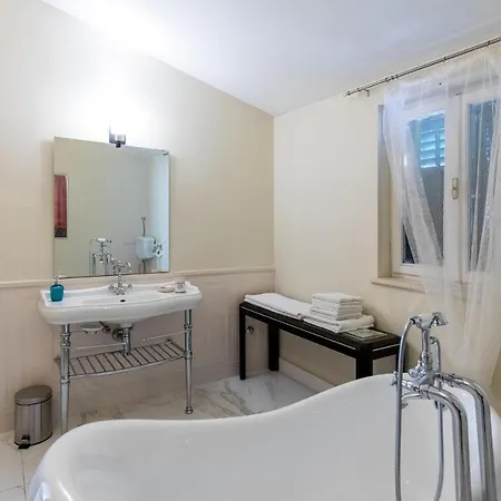 Cozy In With Kitchen بيت للعطل